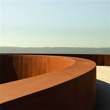 कॉर्टेन स्टील धातु